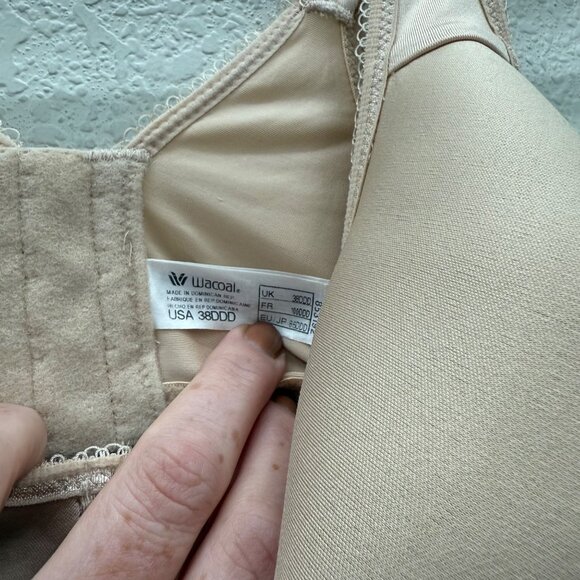 Wacoal Basic Beauty Spacer Underwire T-Shirt Bra 853792 Womens size 38DDD - Picture 3 of 7